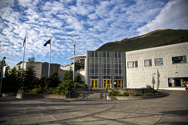 Front of the Seward SeaLife Center from the internet